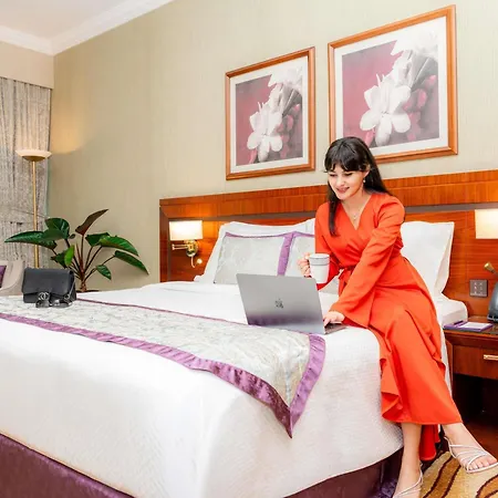 Grand Mercure Majlis Residences Abu Dhabi-3